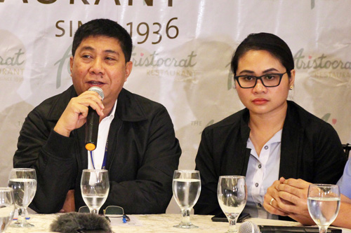 今後の水不足の状況について話すフィリピン気象庁のバディリャ水文気象部長=24日午前9時半ごろ、首都圏マニラ市で森永亨撮影