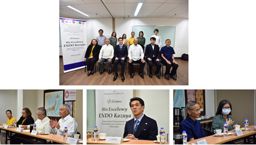 日本語センター財団で関係者らと懇談する遠藤大使(下段中央)ら=在比日本大使館提供