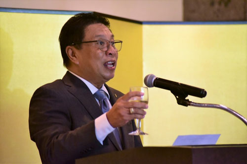 サンチェス教授=日本大使館提供